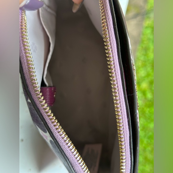 Kate Spade Sylvia Graphic Clover, Medium Dome Crossbody, New with Tag - Picture 3 of 3